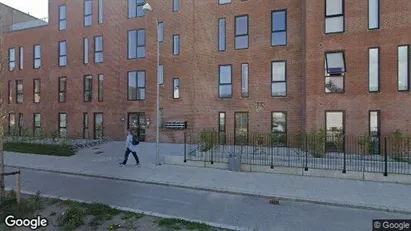 Lejligheder til salg i Brøndby - Foto fra Google Street View