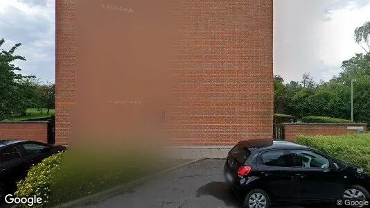 Lejligheder til salg i Humlebæk - Foto fra Google Street View