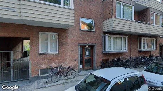 Andelsboliger til salg i Charlottenlund - Foto fra Google Street View