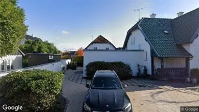 Lejligheder til salg i Rungsted Kyst - Foto fra Google Street View