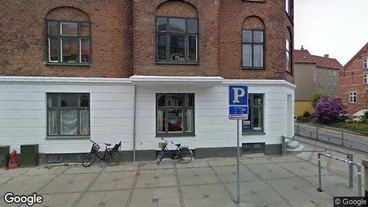 Lejligheder til salg i Hellerup - Foto fra Google Street View