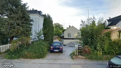 Lejligheder til salg i Charlottenlund - Foto fra Google Street View