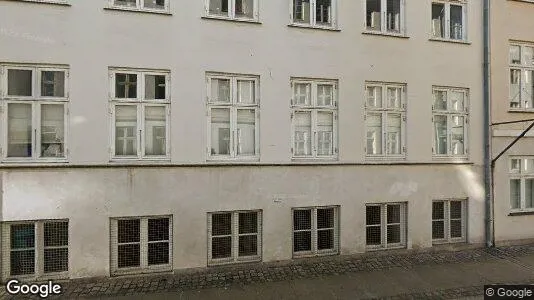 Lejligheder til salg i København K - Foto fra Google Street View