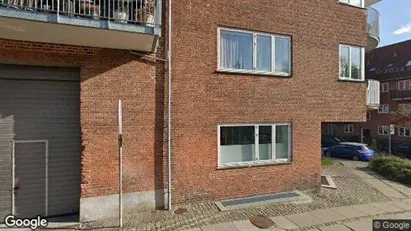 Lejligheder til salg i Holte - Foto fra Google Street View