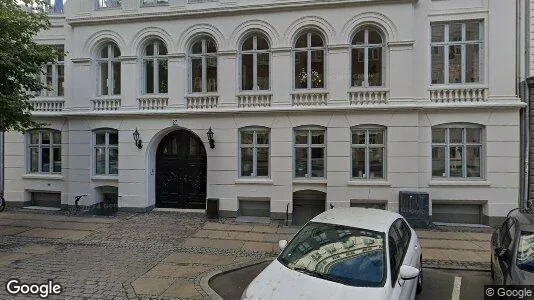 Lejligheder til salg i København K - Foto fra Google Street View