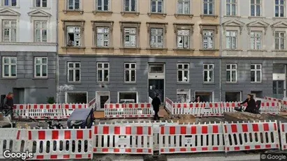 Lejligheder til salg i København K - Foto fra Google Street View